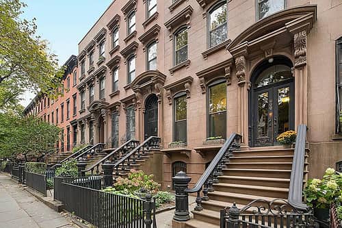 Brooklyn neighborhoods outside NYC