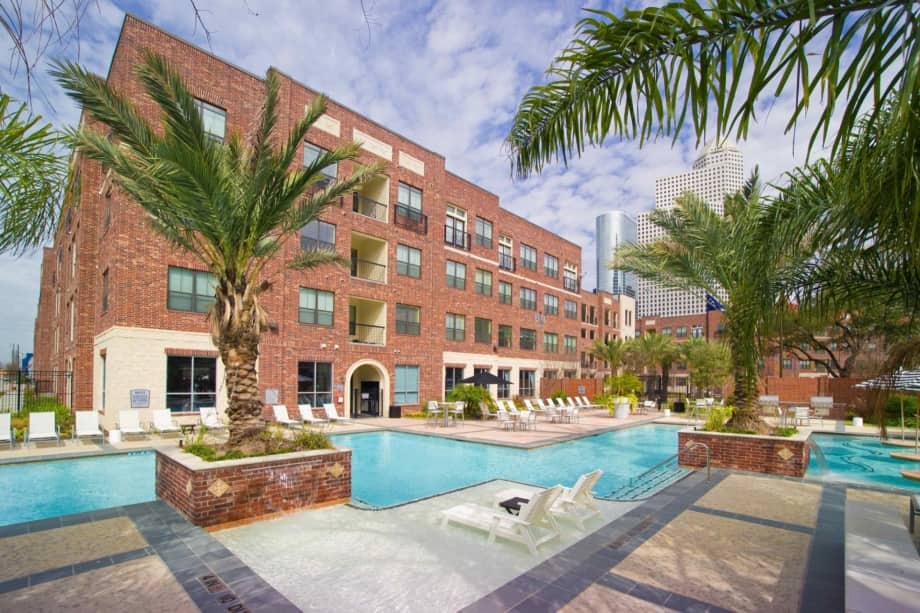 how to find an apartment in Houston
