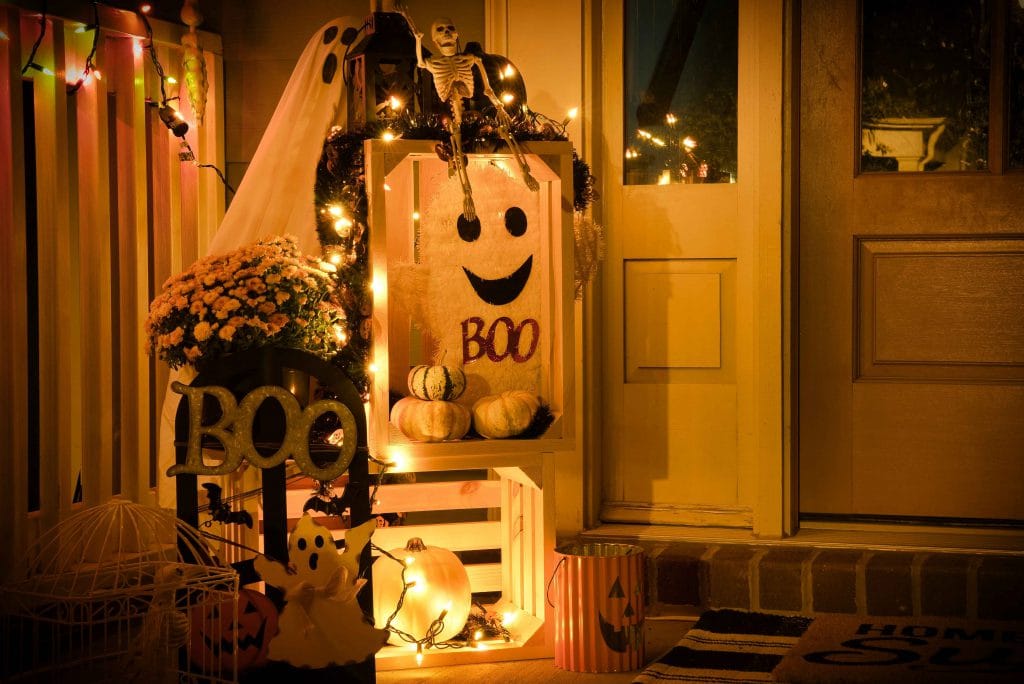 halloween doorstep decor lights and ghosts