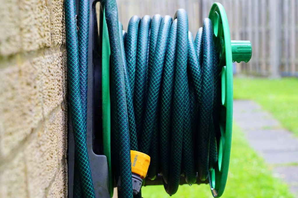 Garden hose an a reel