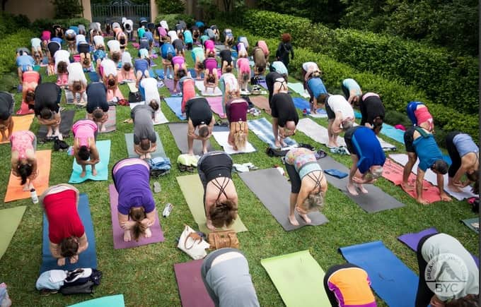 Outdoor Things to Do in Houston: Breakfast Yoga Club