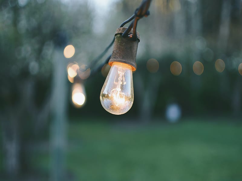 outside string light bulb