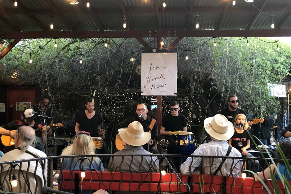 folk band playing to audience at the Tucson Folk Festival