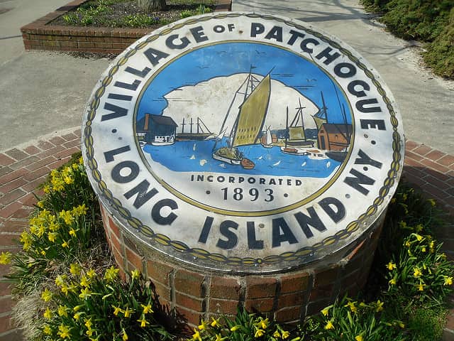 Patchogue, New York crest